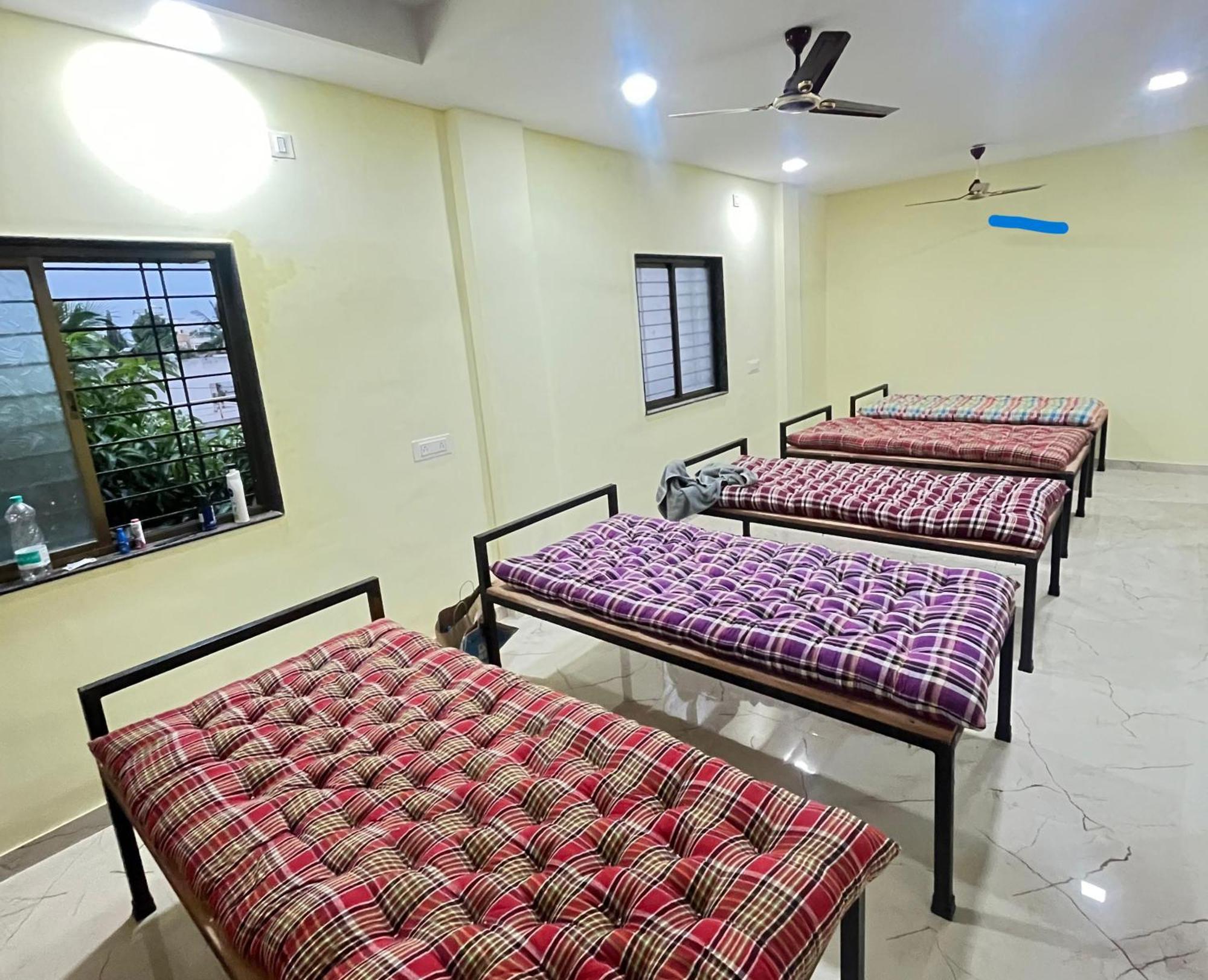 Shree Swami Samarth Pg Rooms For Boys Solapur Exterior foto